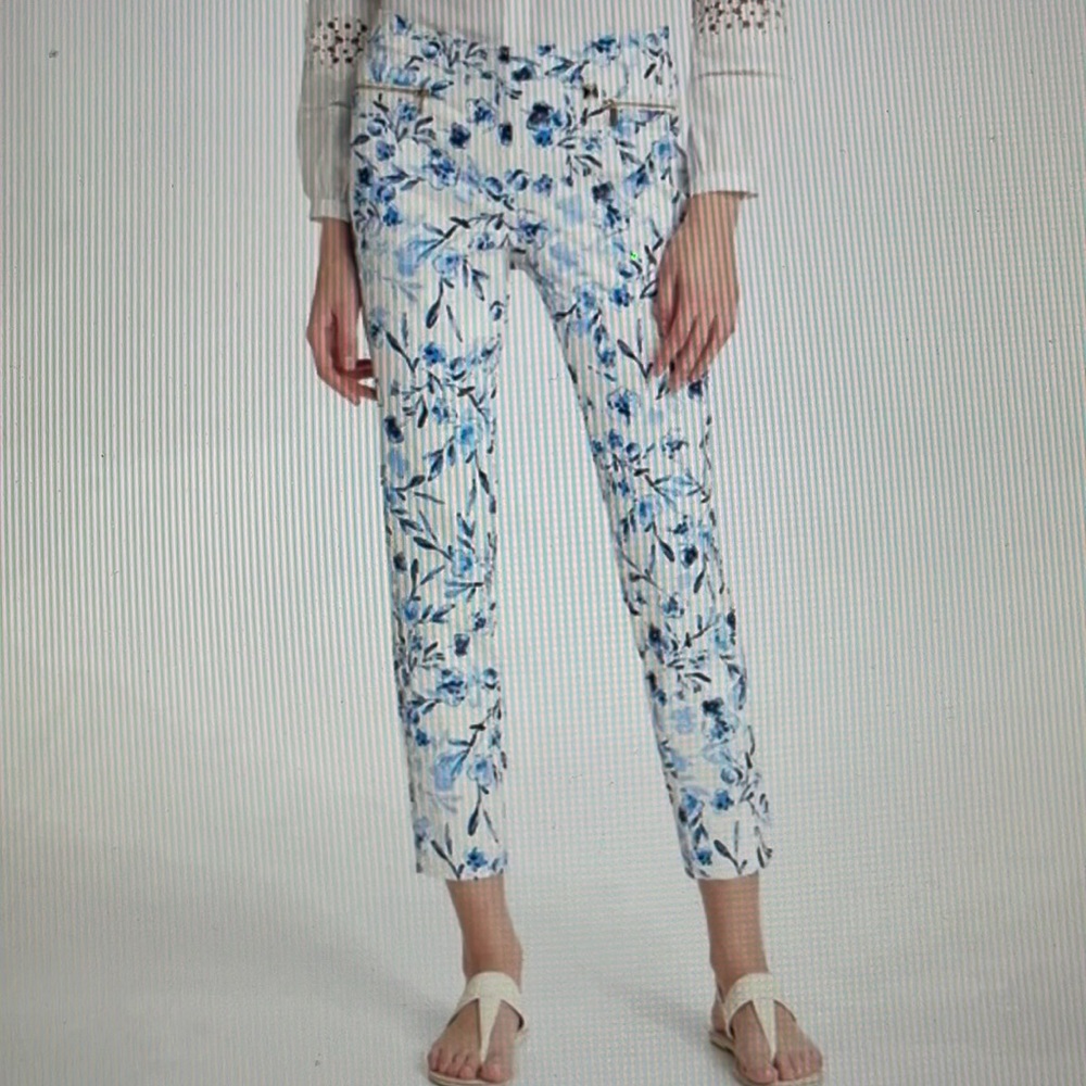 Karl Lagerfeld Paris jacquard print floral blue and white with gold accents